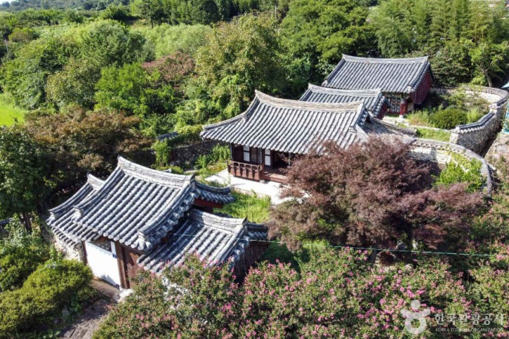 효산서원 여행 추천 - 메고지고