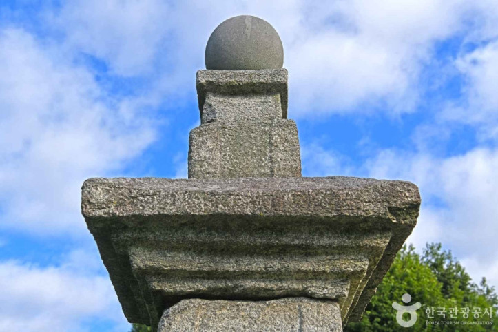 충주 원평리 삼층석탑 여행 추천 - 메고지고