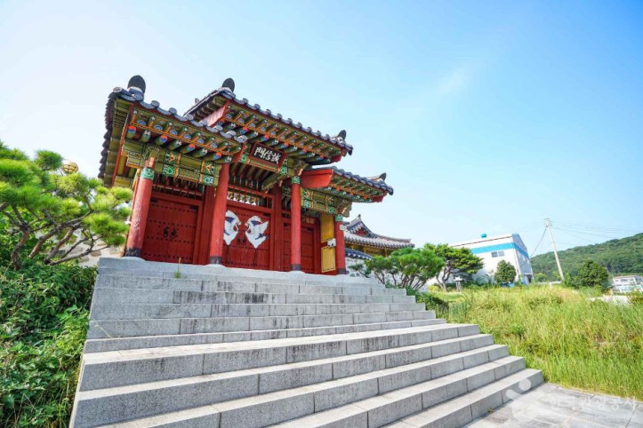 남강서원(양산) 여행 추천 - 메고지고