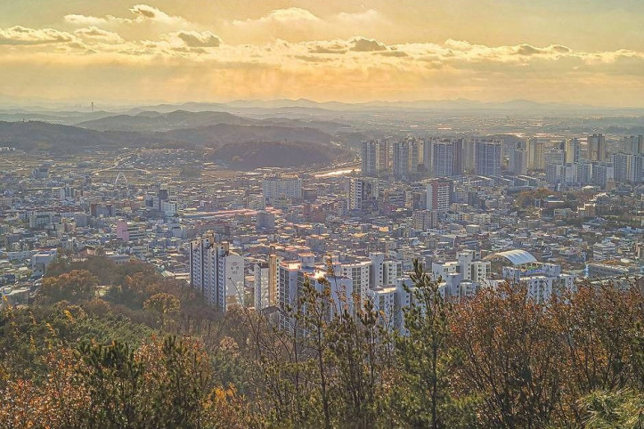 비봉산(안성) 여행 추천 - 메고지고