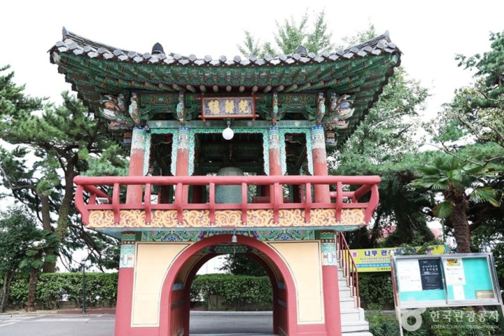 법륜사(부산) 여행 추천 - 메고지고
