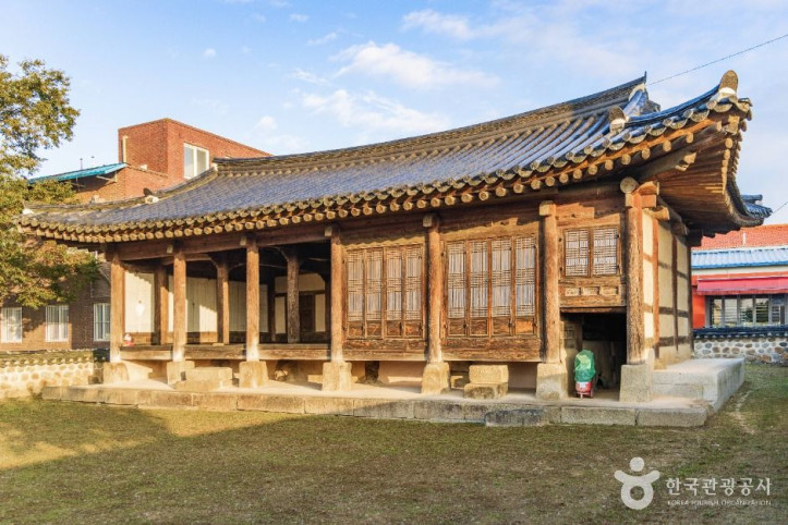 괴산 청안 안민헌 여행 추천 - 메고지고