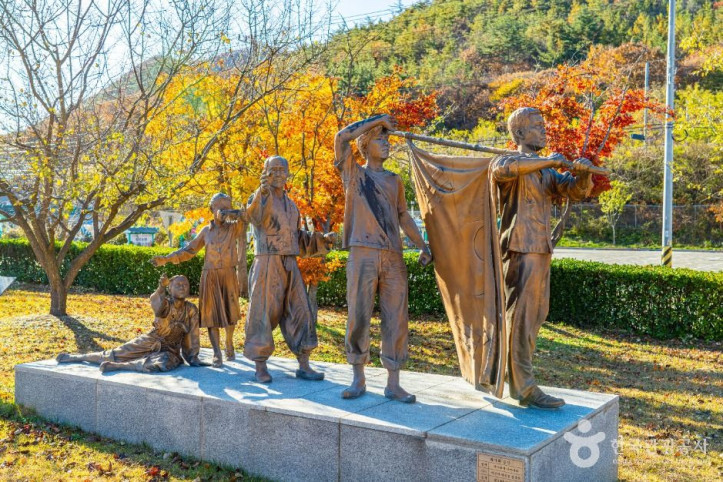 노근리평화공원 여행 추천 - 메고지고