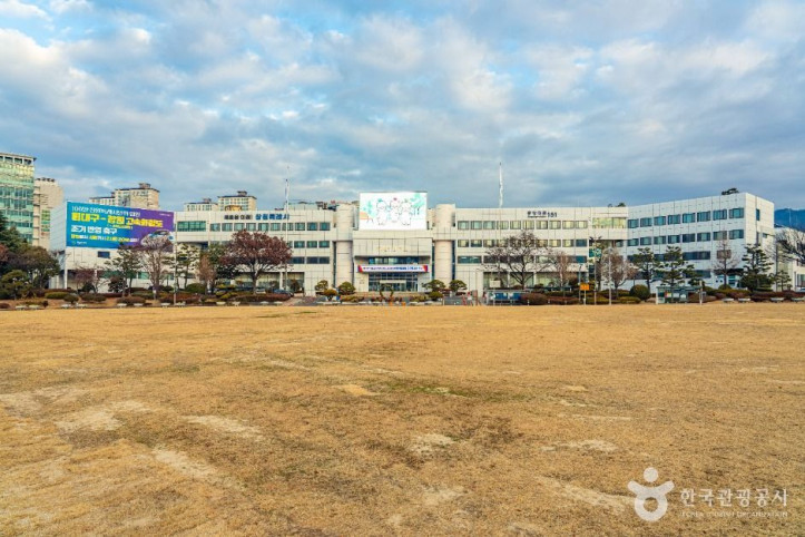창원광장 여행 추천 - 메고지고