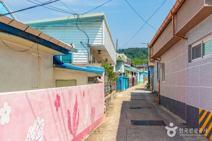 후포리 벽화마을 여행 추천 - 메고지고