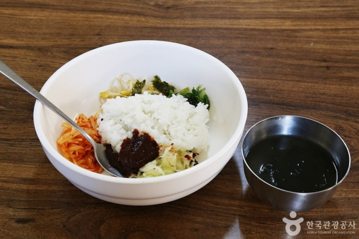 영주암(부산) 여행 추천 - 메고지고