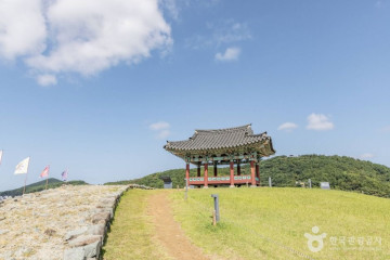 충렬사(통영) 여행 추천 - 메고지고