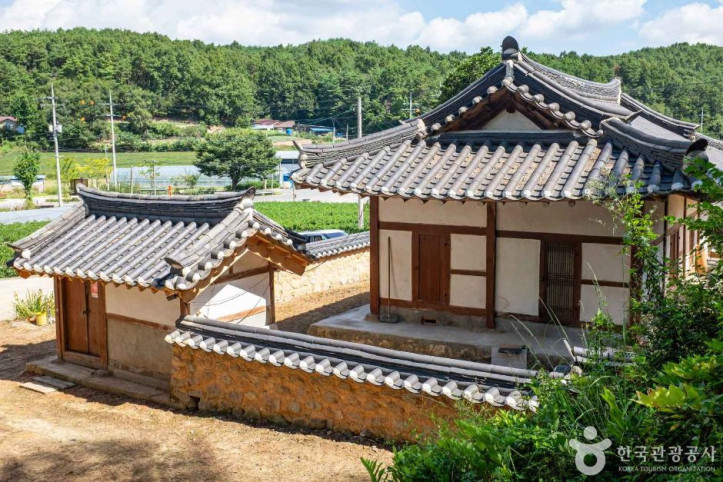 유암서원 여행 추천 - 메고지고