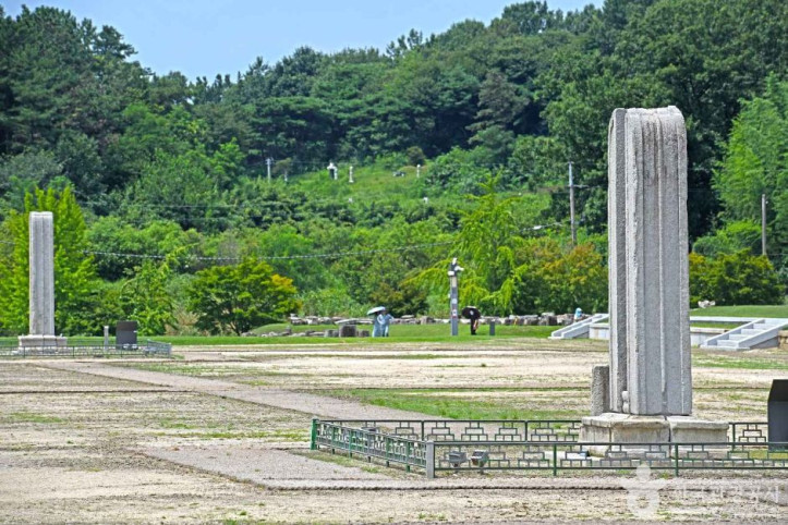익산 미륵사지 당간지주 여행 추천 - 메고지고