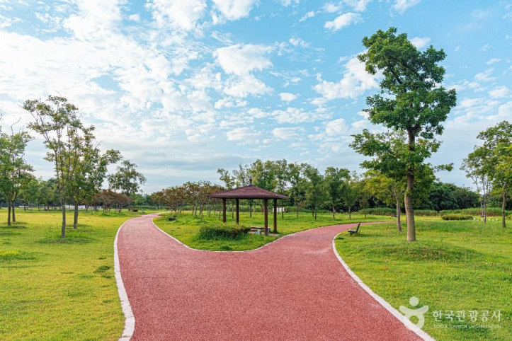 황룡친수공원 여행 추천 - 메고지고