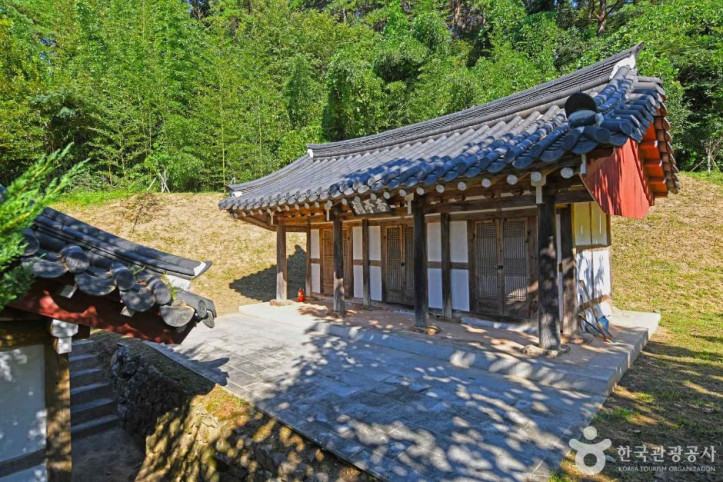 군자서원 여행 추천 - 메고지고