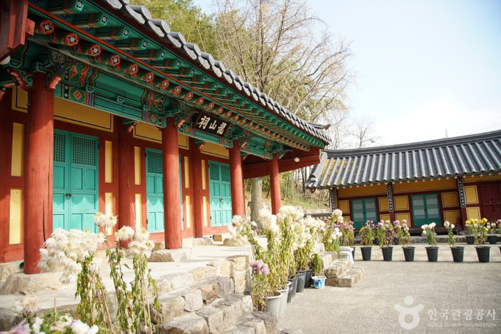 용산서원(동해) 여행 추천 - 메고지고