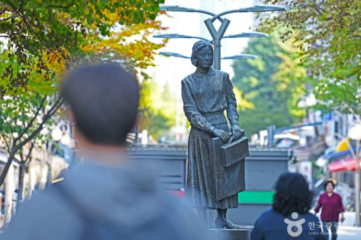 나혜석거리 여행 추천 - 메고지고