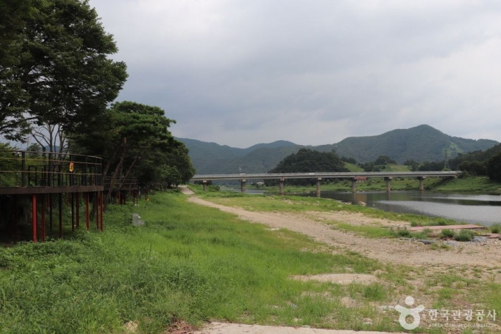 목도강변유원지 여행 추천 - 메고지고