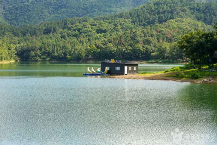 단산 저수지 여행 추천 - 메고지고
