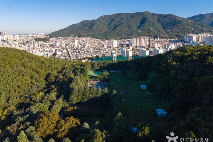 학산공원 여행 추천 - 메고지고