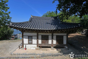 나바위 성당 여행 추천 - 메고지고