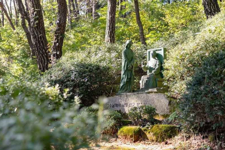 용소막성당 여행 추천 - 메고지고