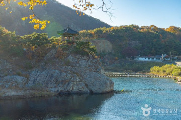 월류봉 여행 추천 - 메고지고