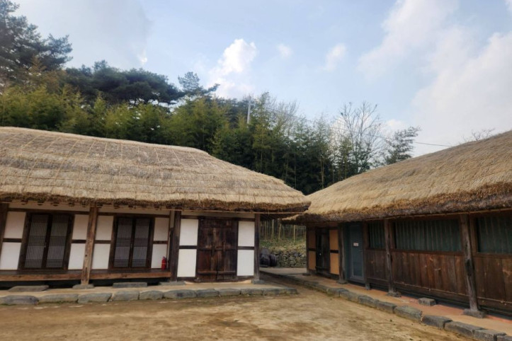 이응노의 집 고암이응노생가기념관 여행 추천 - 메고지고