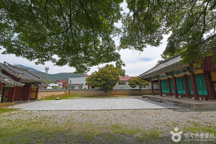 충현서원 여행 추천 - 메고지고