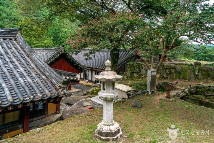경흥사(경산) 여행 추천 - 메고지고