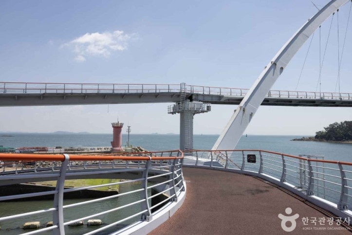 안흥항 여행 추천 - 메고지고