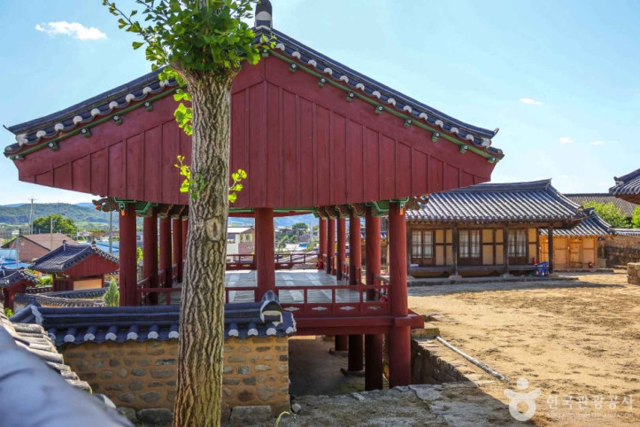 의흥향교 여행 추천 - 메고지고
