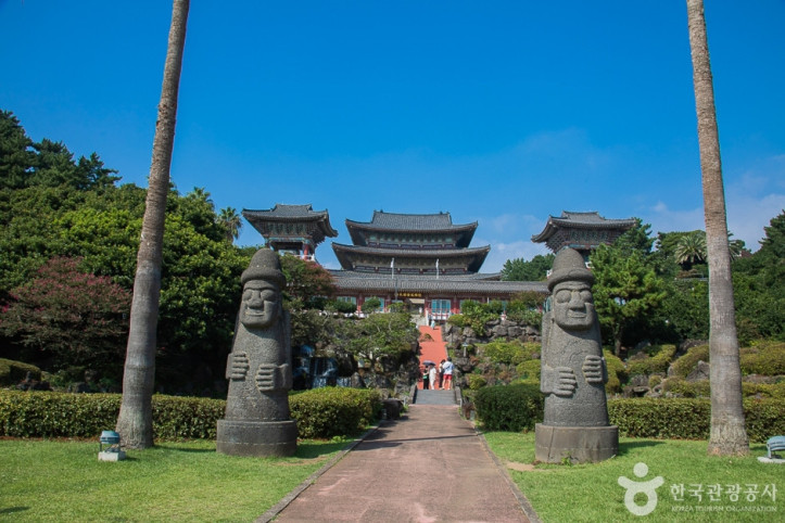 약천사(제주) 여행 추천 - 메고지고