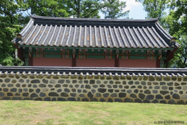 민충사 여행 추천 - 메고지고