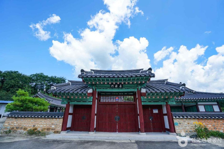 화산서원(함양) 여행 추천 - 메고지고
