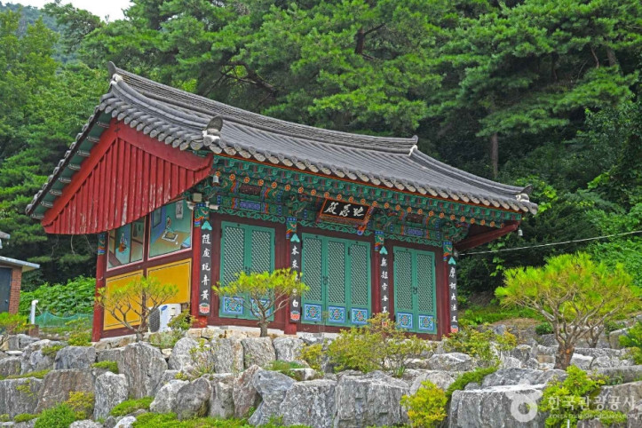 월명사(제천) 여행 추천 - 메고지고