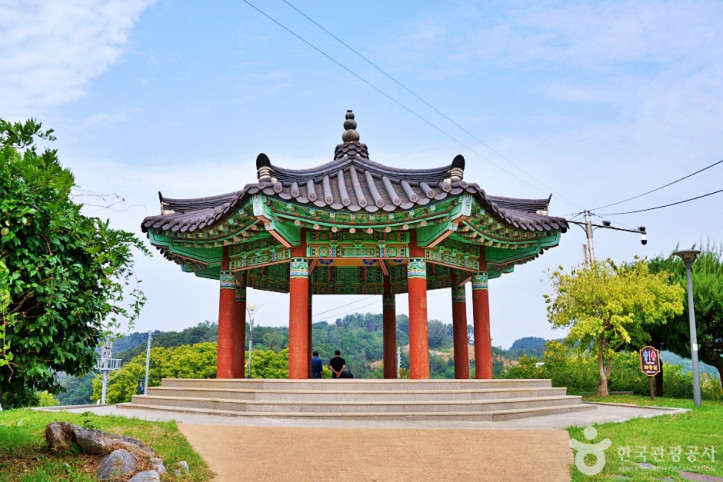 등기산등대공원 여행 추천 - 메고지고