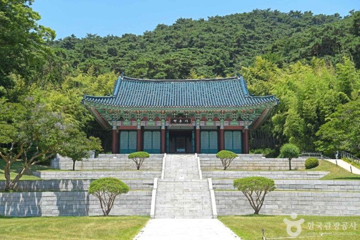 아산 이충무공 유허 여행 추천 - 메고지고