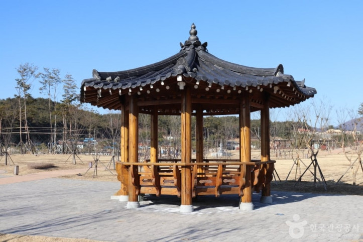 영지 여행 추천 - 메고지고