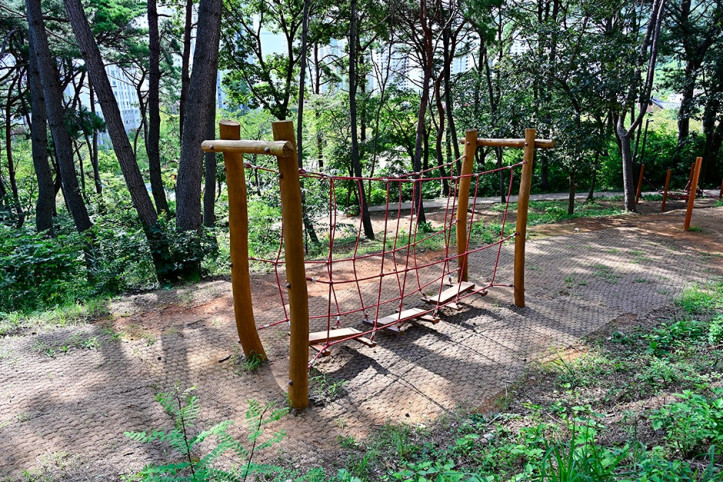 모산공원 여행 추천 - 메고지고