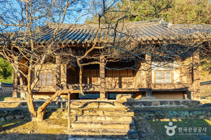 영동 세천재 여행 추천 - 메고지고