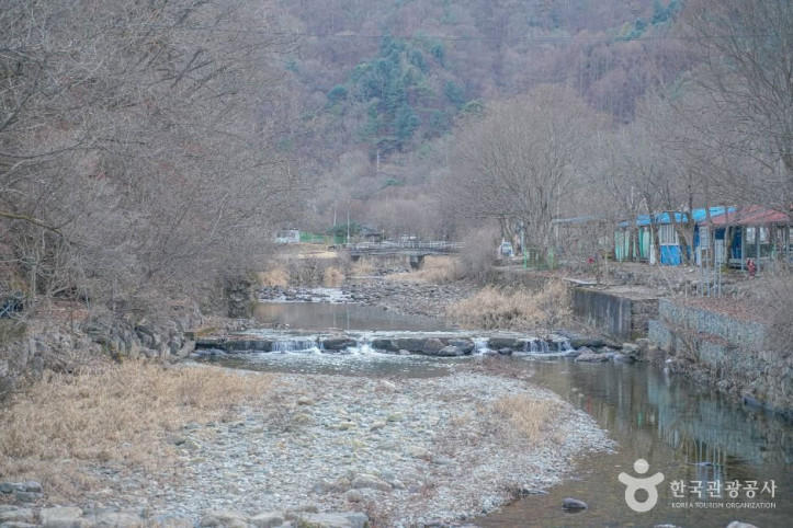 석산계곡 여행 추천 - 메고지고