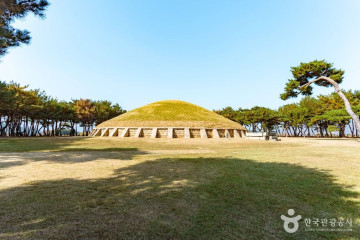 경주 선덕여왕릉 여행 추천 - 메고지고