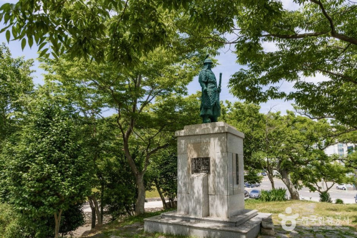 대방진굴항 여행 추천 - 메고지고