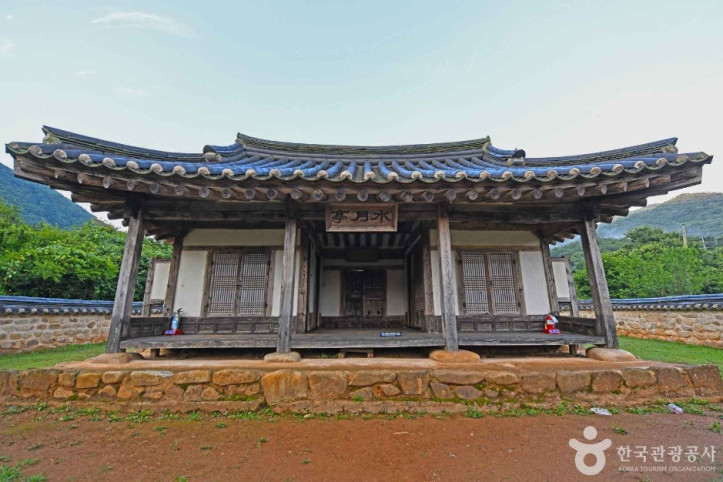 괴산 수월정 여행 추천 - 메고지고