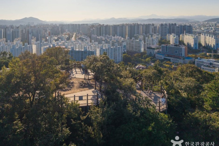 학산공원 여행 추천 - 메고지고