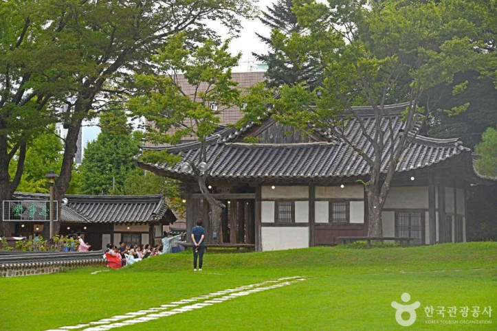 강릉 대도호부 관아 여행 추천 - 메고지고
