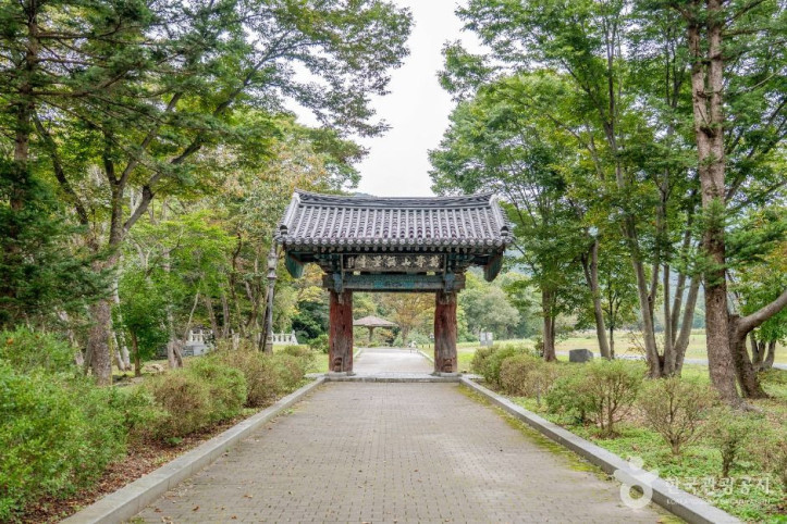 무량사(부여) 여행 추천 - 메고지고