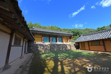교동도선착장대합실 여행 추천 - 메고지고