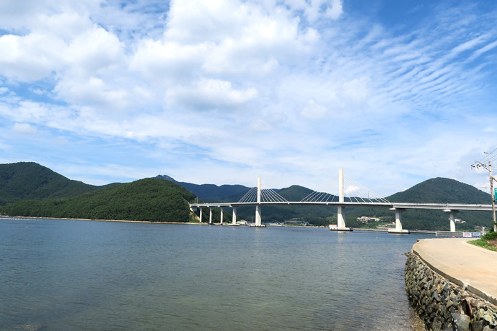 산달도 여행 추천 - 메고지고