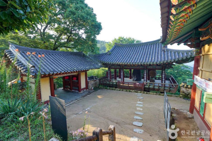 관룡사 여행 추천 - 메고지고