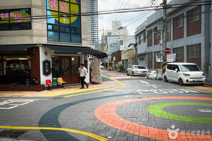 봉산문화거리 여행 추천 - 메고지고