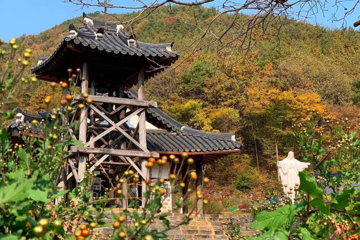 되재성당 여행 추천 - 메고지고