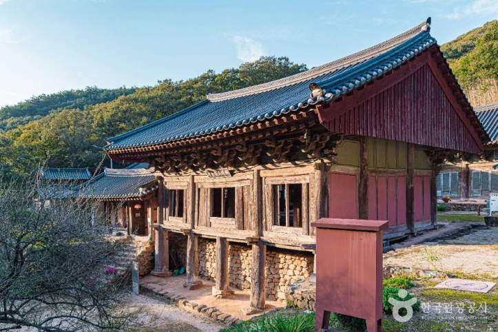 화암사 우화루 여행 추천 - 메고지고
